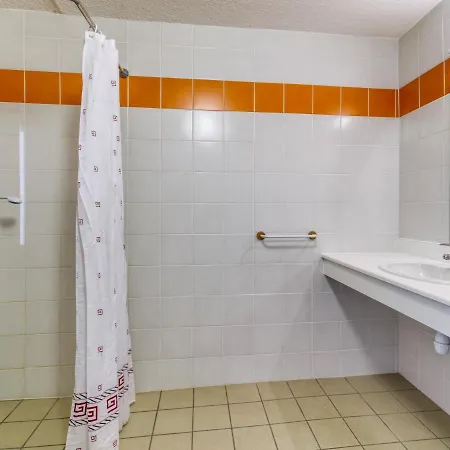 Vacanceole - Le Domaine De Confolant Apartment *