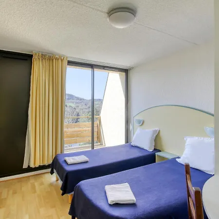 Vacanceole - Le Domaine De Confolant *