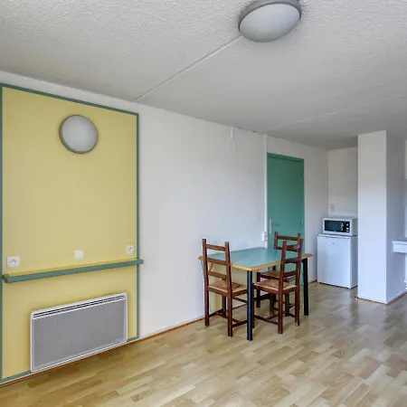 Apartment Vacanceole - Le Domaine De Confolant