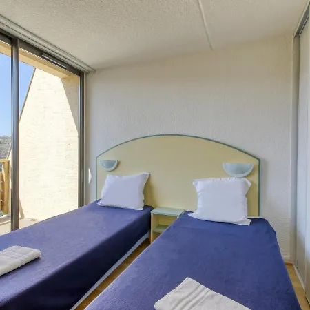 Vacanceole - Le Domaine De Confolant *