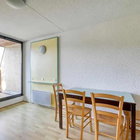 Apartment Vacanceole - Le Domaine De Confolant Miremont (Puy-de-Dome)