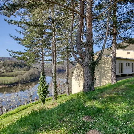 Vacanceole - Le Domaine De Confolant *