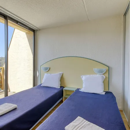 Vacanceole - Le Domaine De Confolant Apartment *